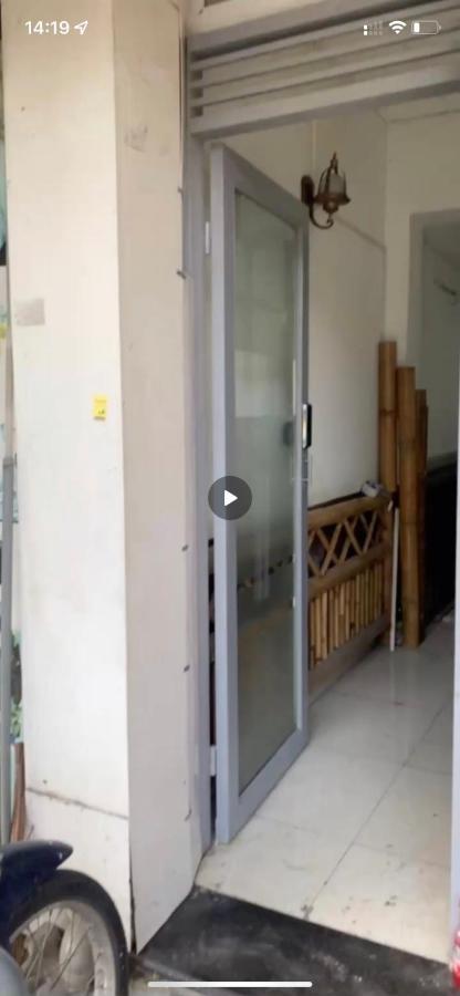 Homestay 26 Nguyen Van Lac Ho Chi Minh City Exterior photo